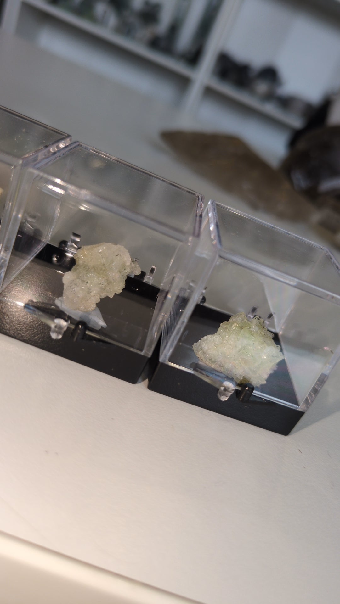 Hyalite opal raw pieces ✨