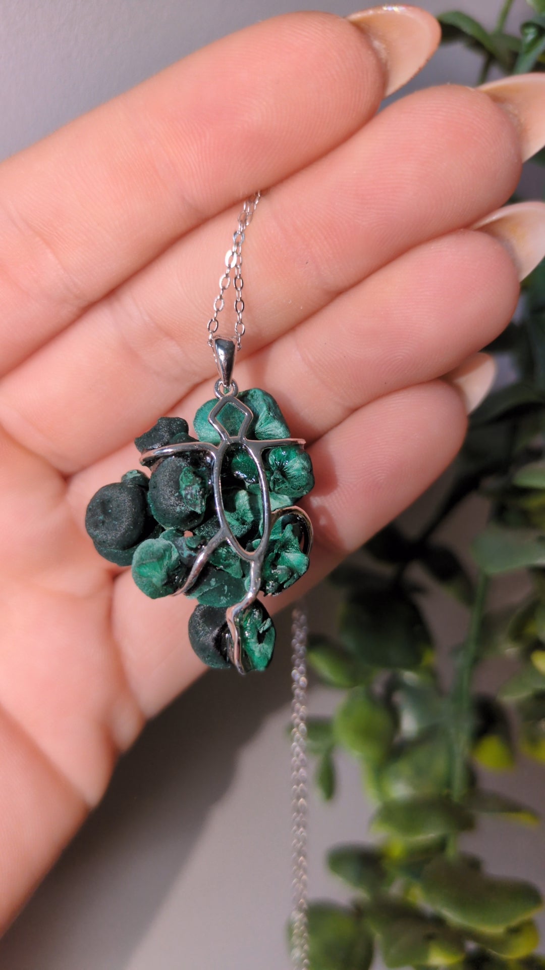 Malachite pendant ✨