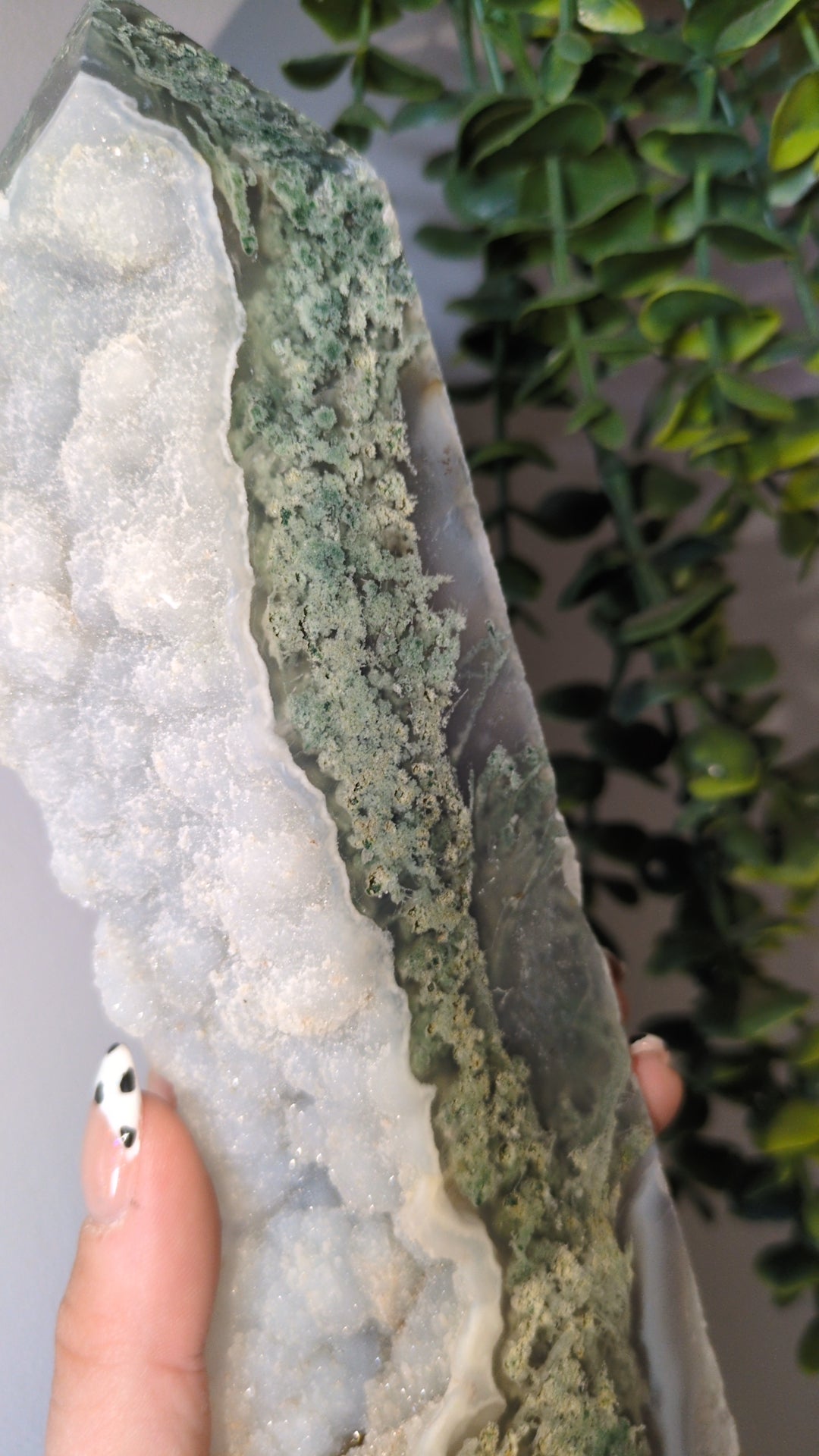 Druzy moss agate tower ✨