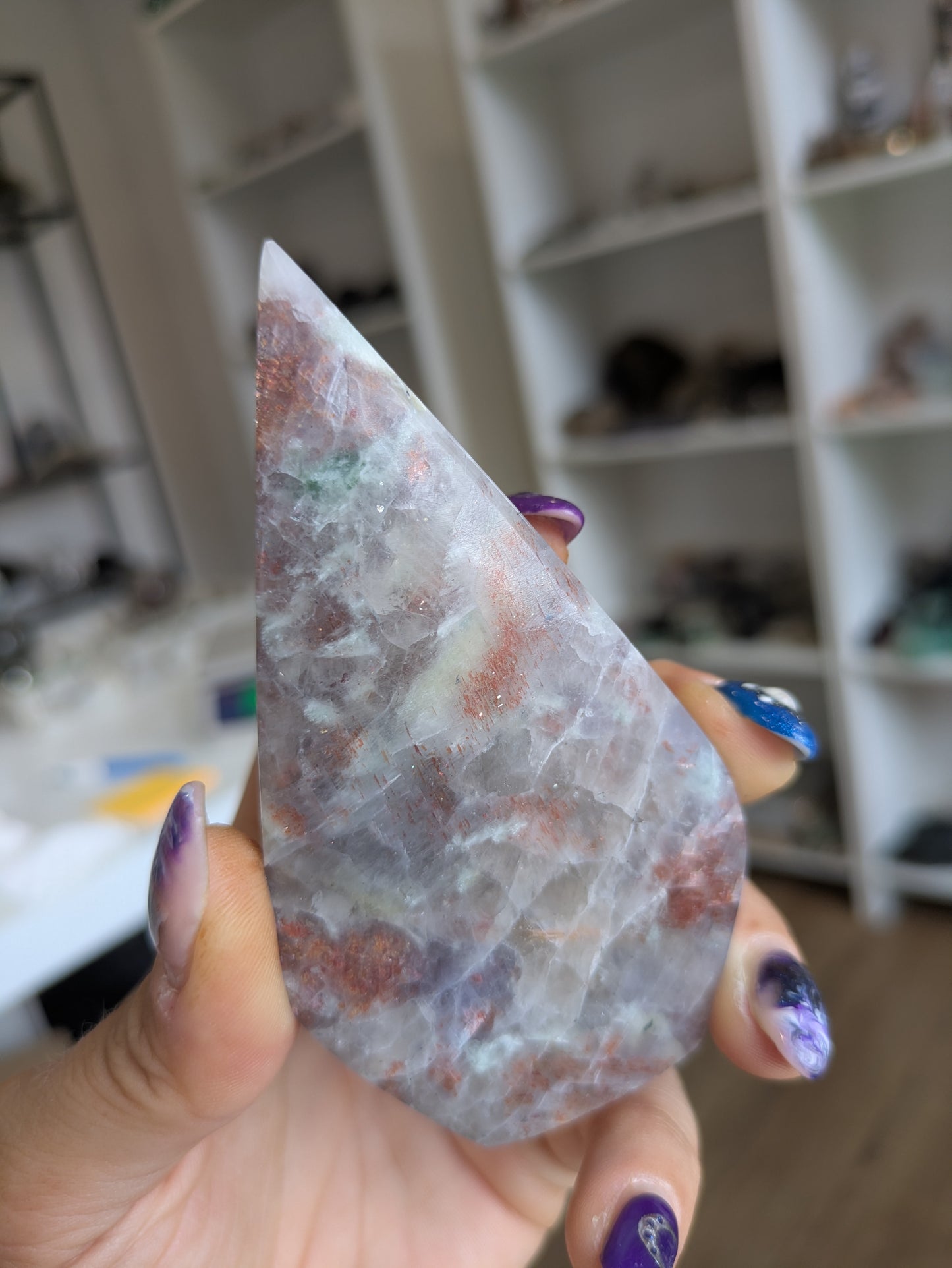 Sunstone and iolite teardrop ✨