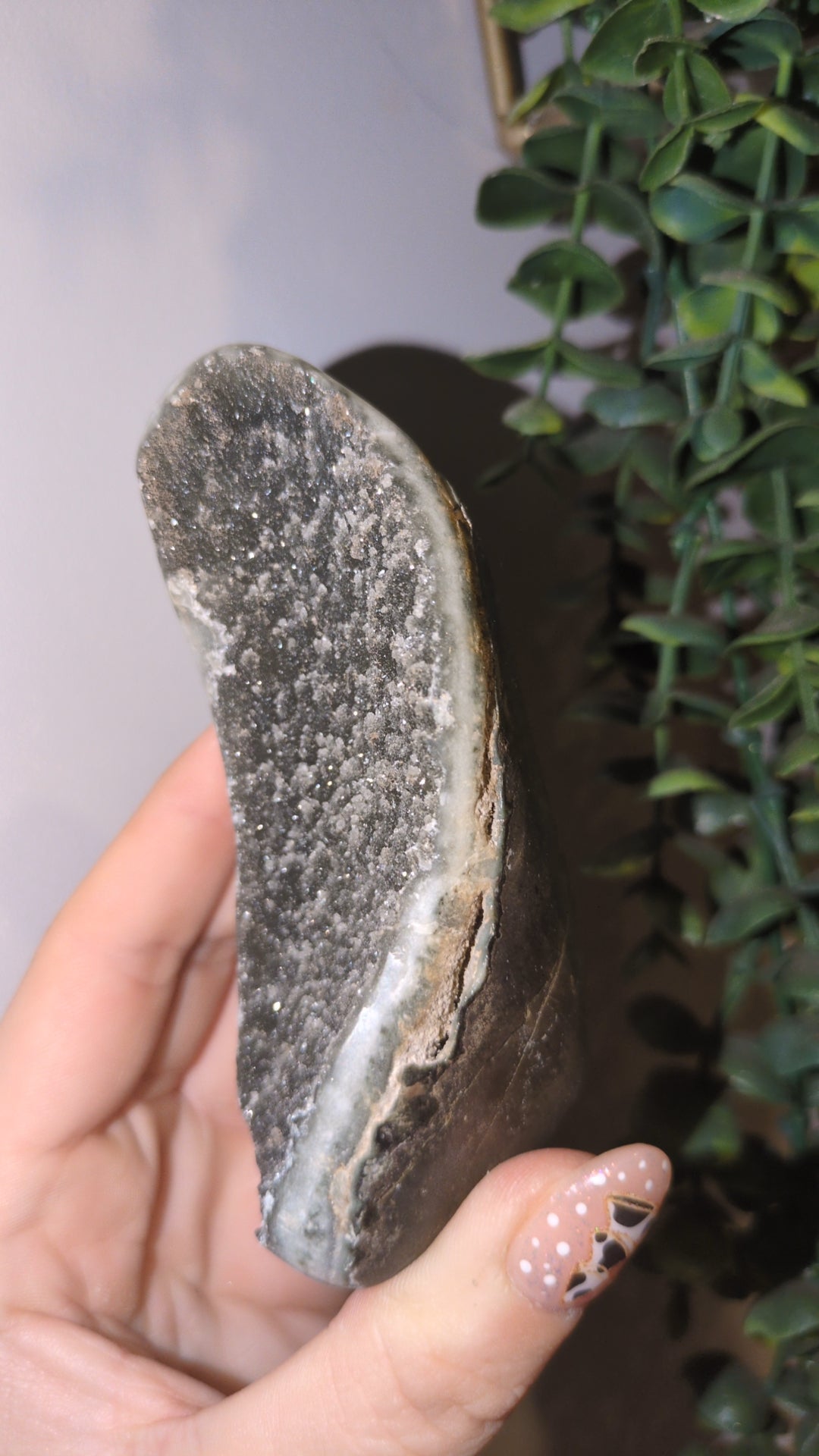 Green& grey amethyst cut base ✨ 32P