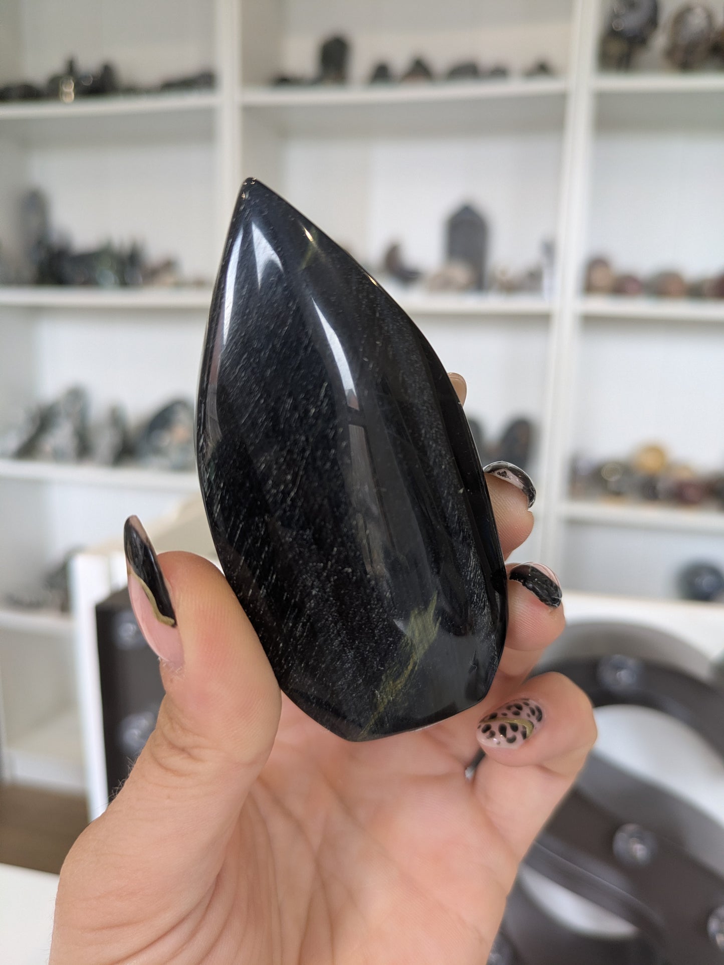 Blue tigers eye teardrop ✨