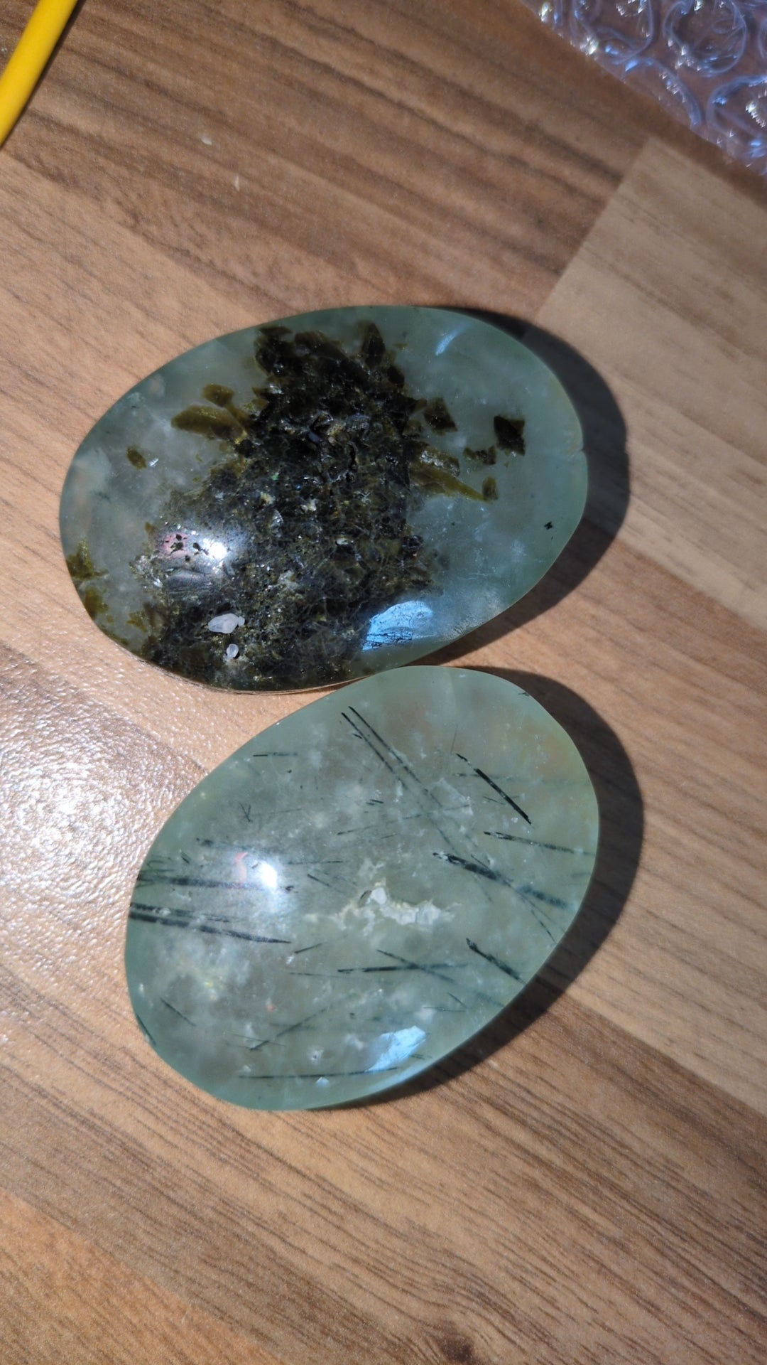 Prehnite palms ✨