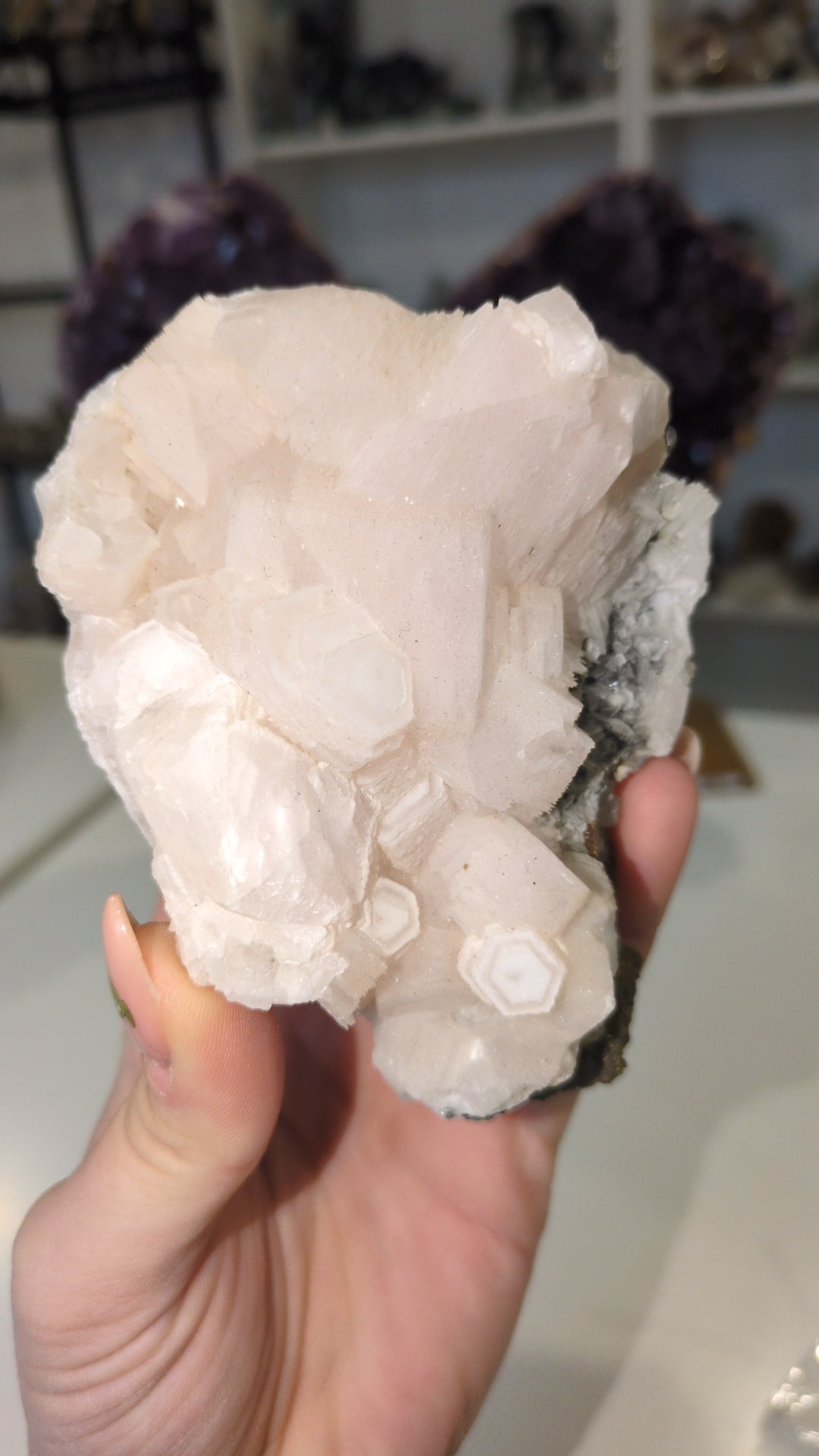 Pink calcite from Yunnan province ✨