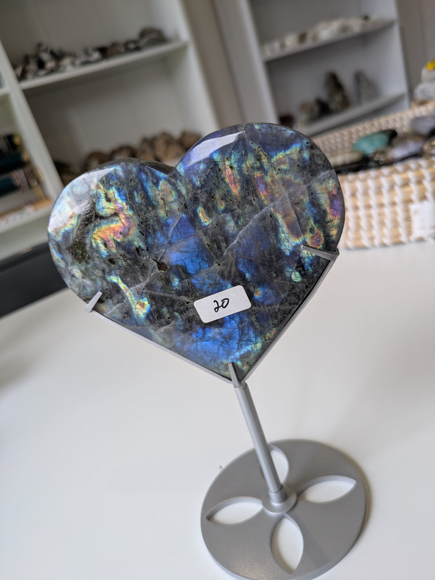 Labradorite heart on stand ✨