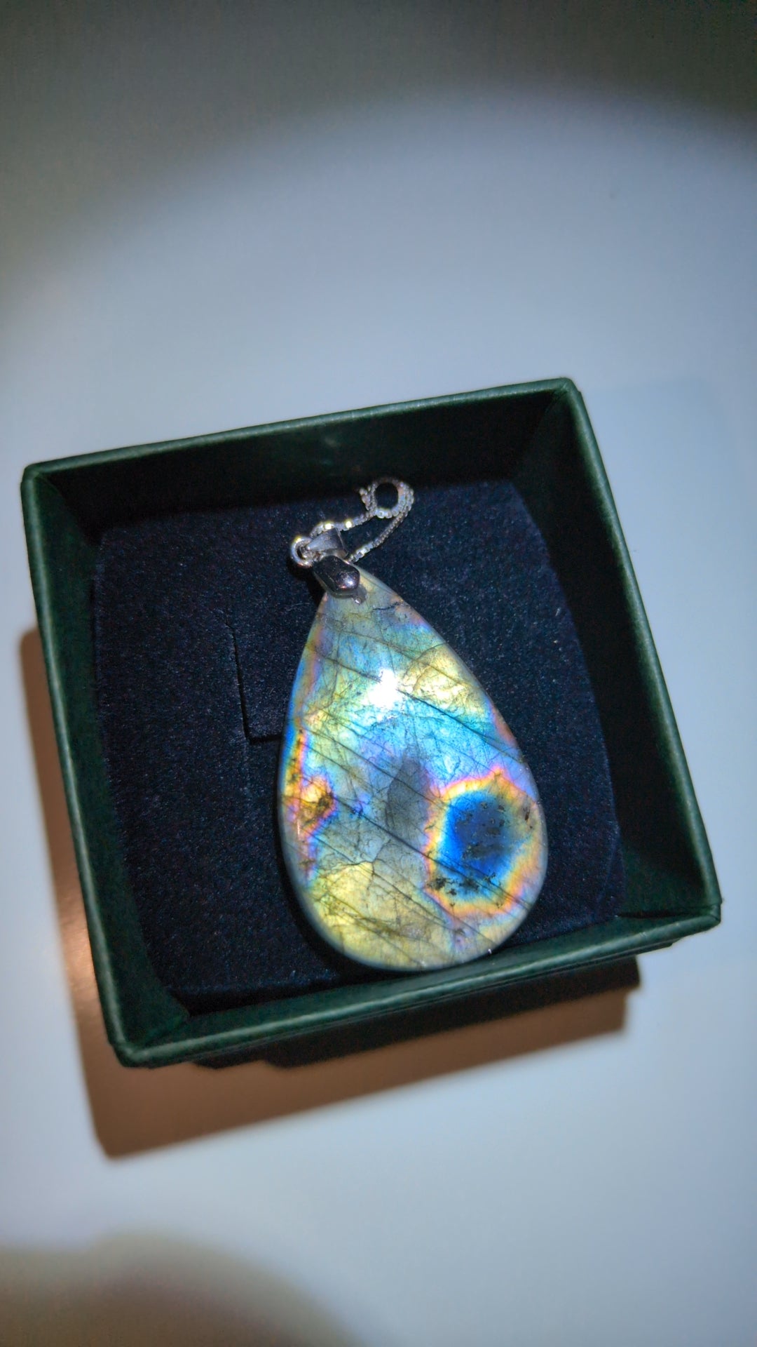 Labradorite pendant ✨ E
