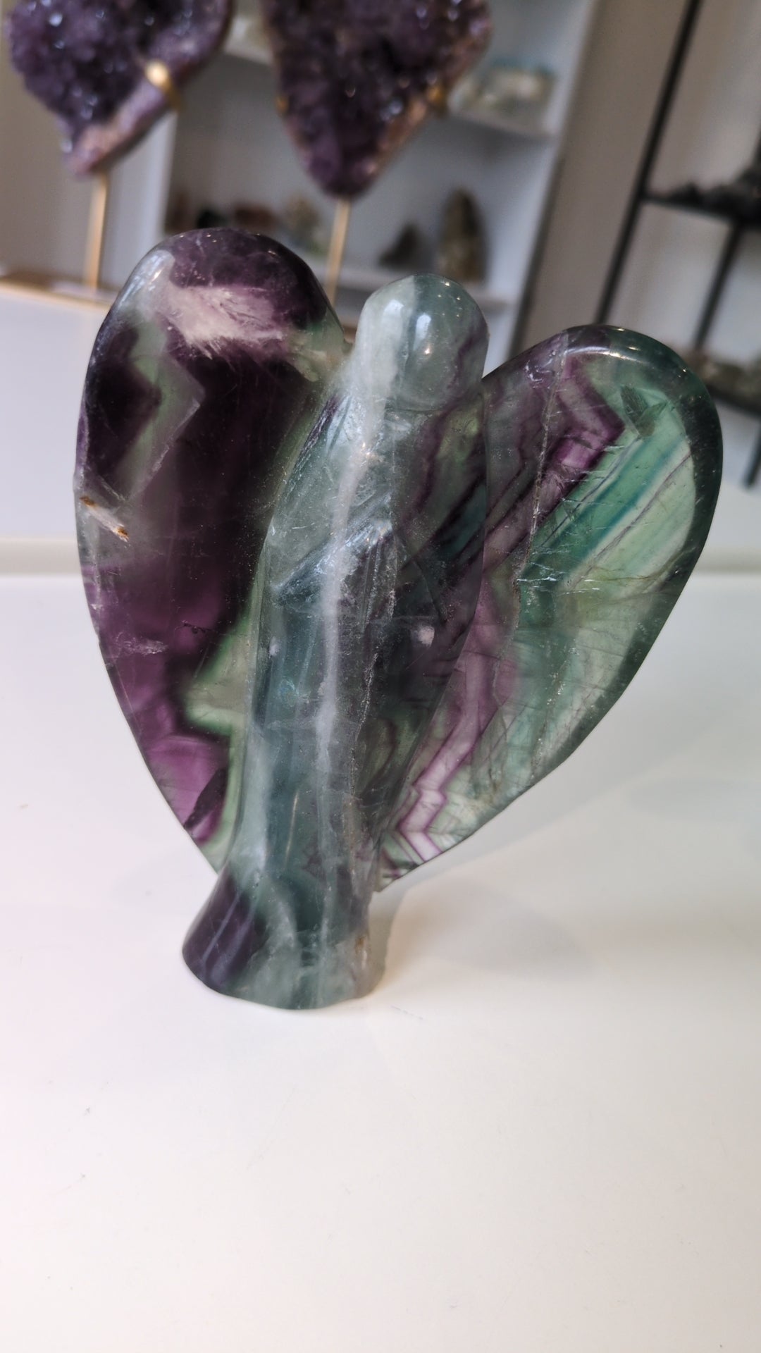 Large feather flourite angel ✨