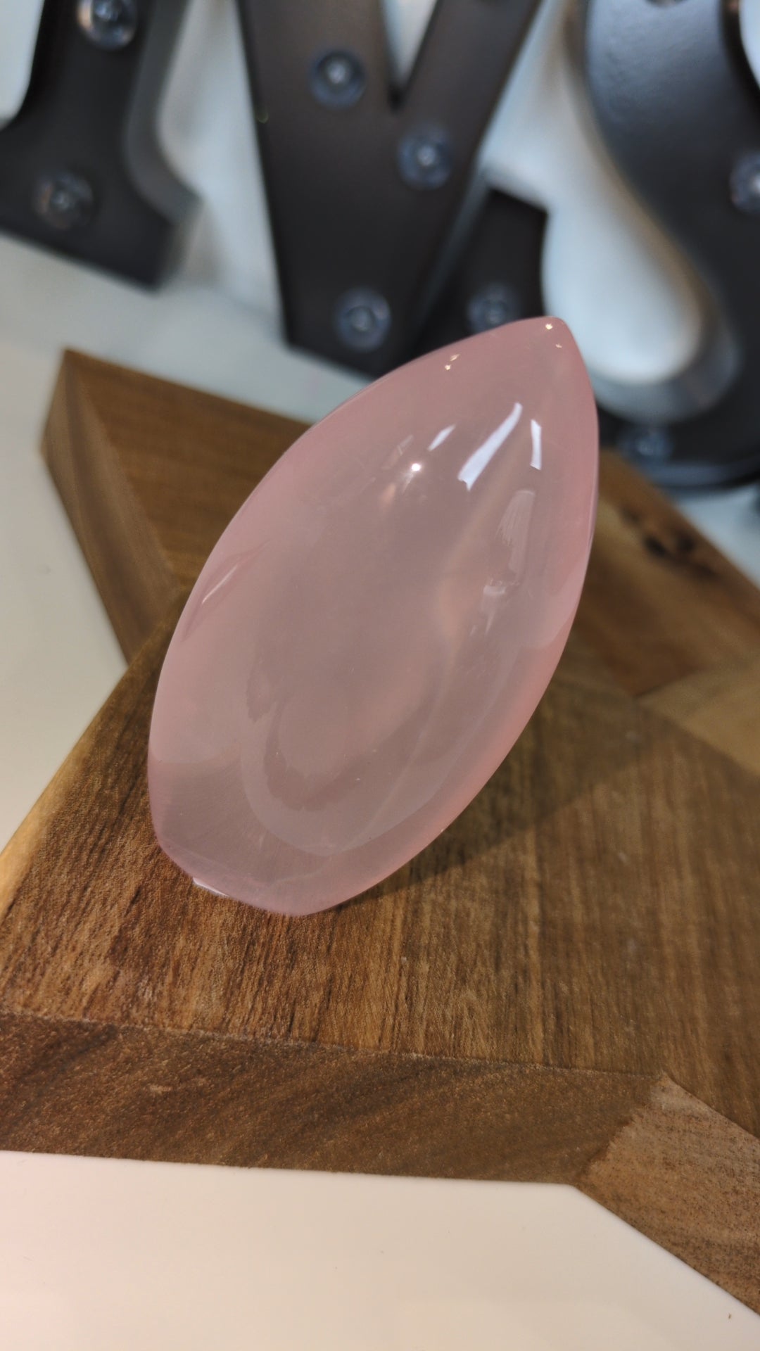 Rose quartz teardrop ✨