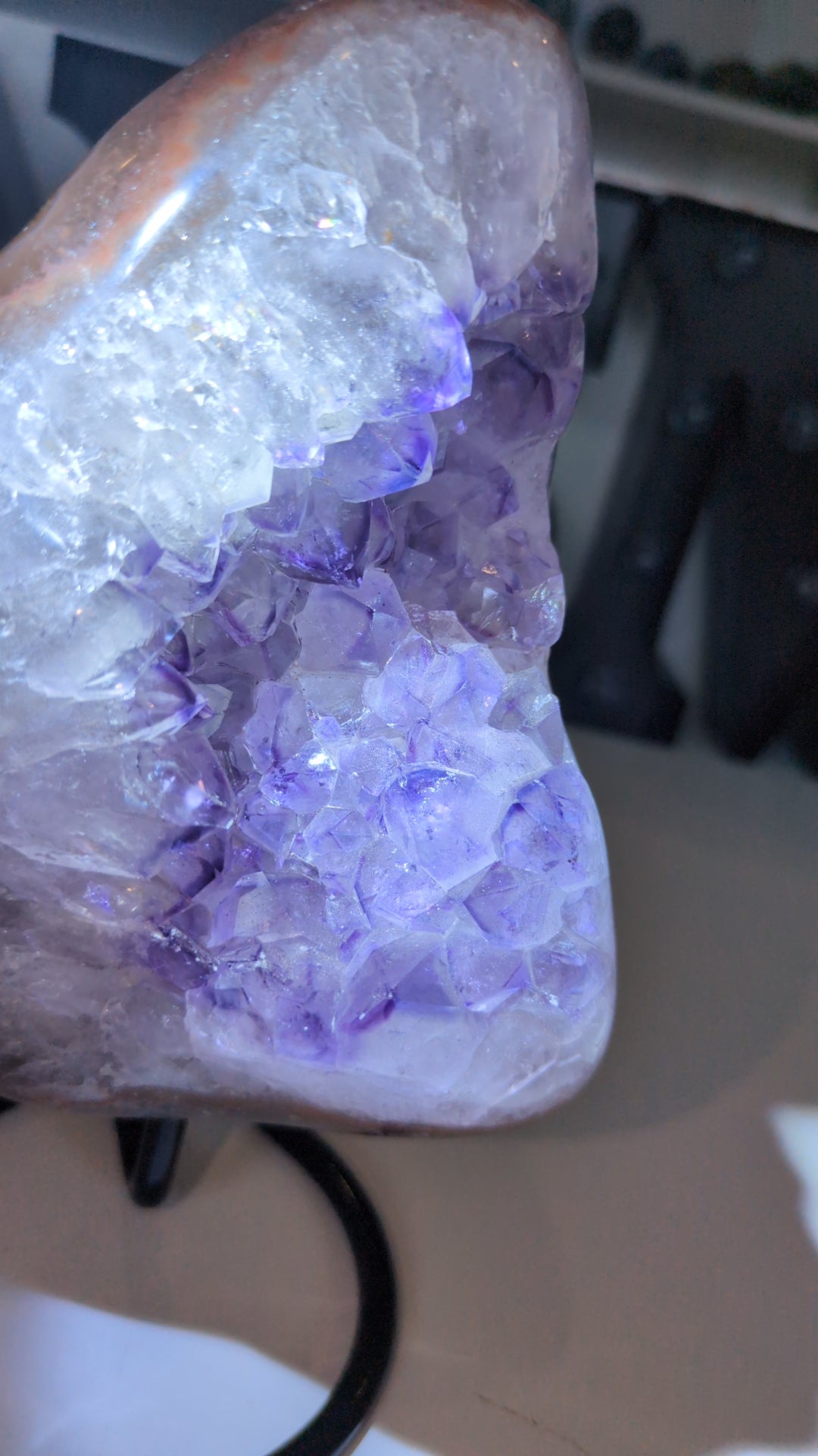 Amethyst on stand ✨