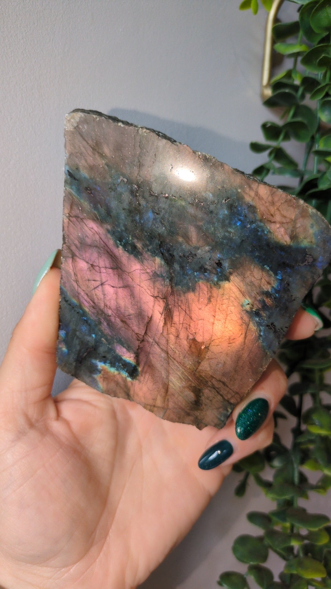 Sunset metallic labradorite slab ✨