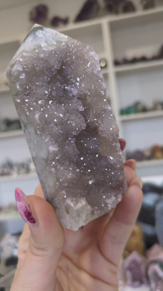 Druzy agate tower ✨