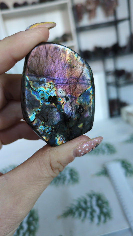 Small labradorite freeform ✨ C