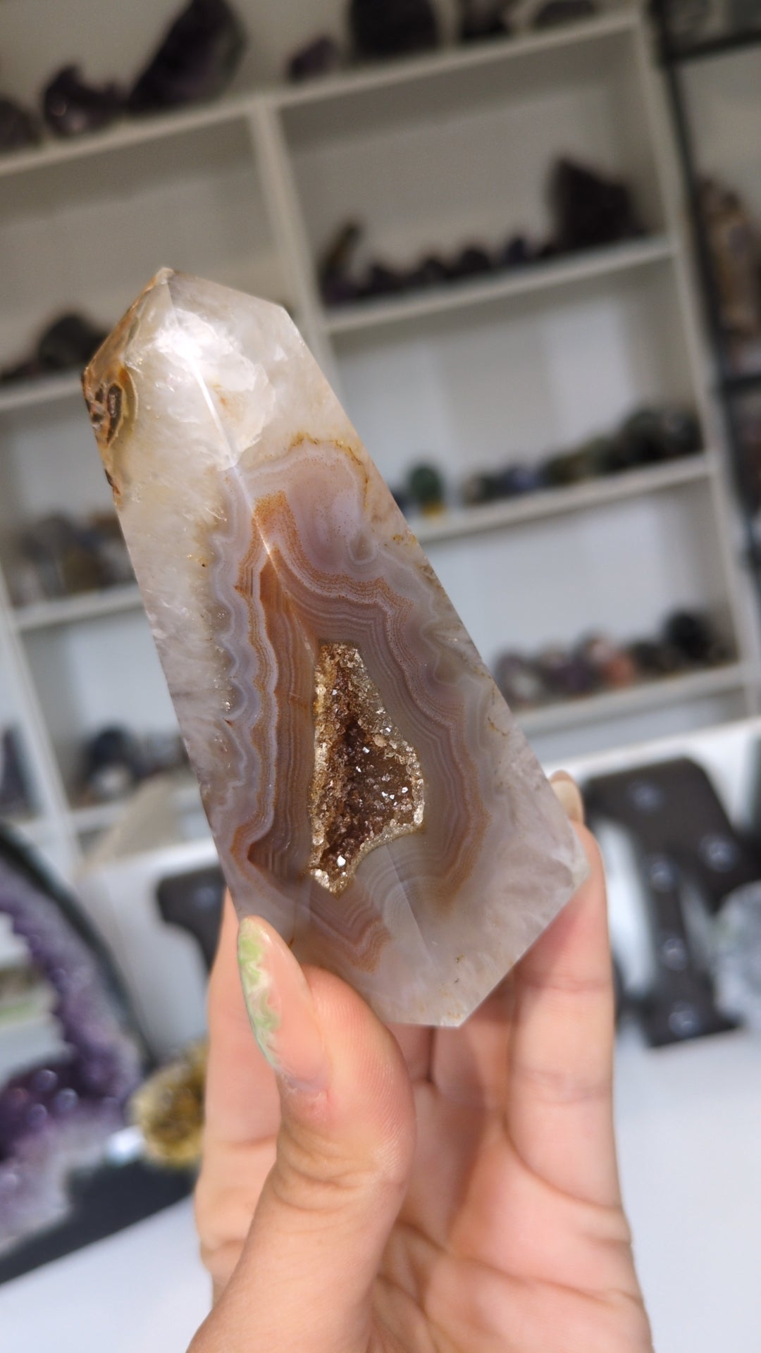 Agate tower with brown colours ✨