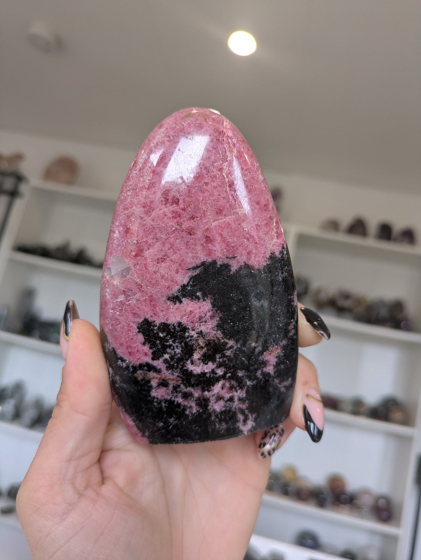 Rhodonite freeform ✨