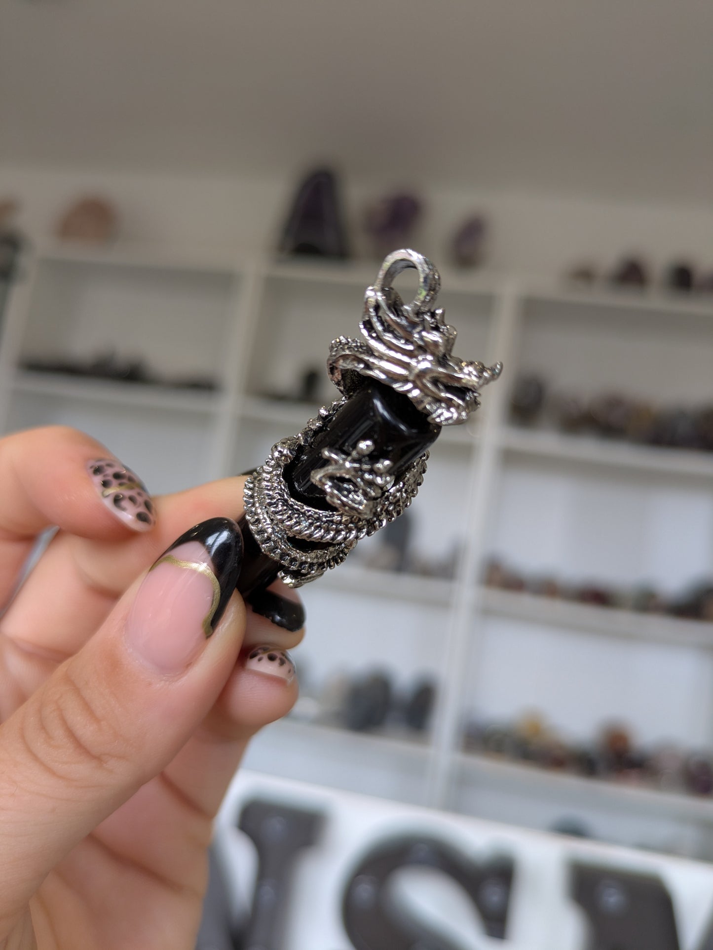 Dragon obsidian pendant ✨
