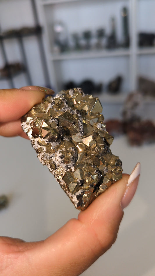 Pyrite cluster ✨