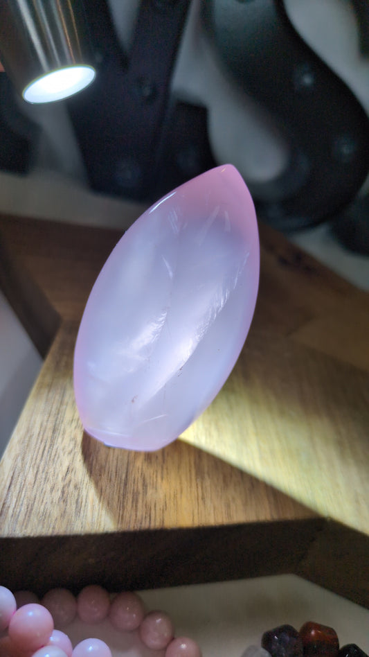 Rose quartz teardrop ✨