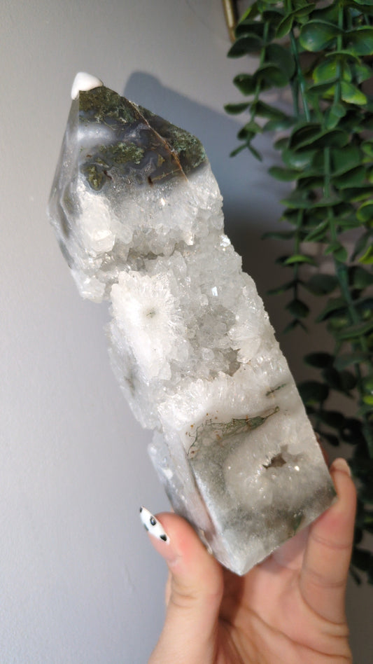 Druzy moss tower ✨