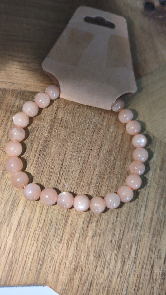 Peach moonstone bracelet ✨