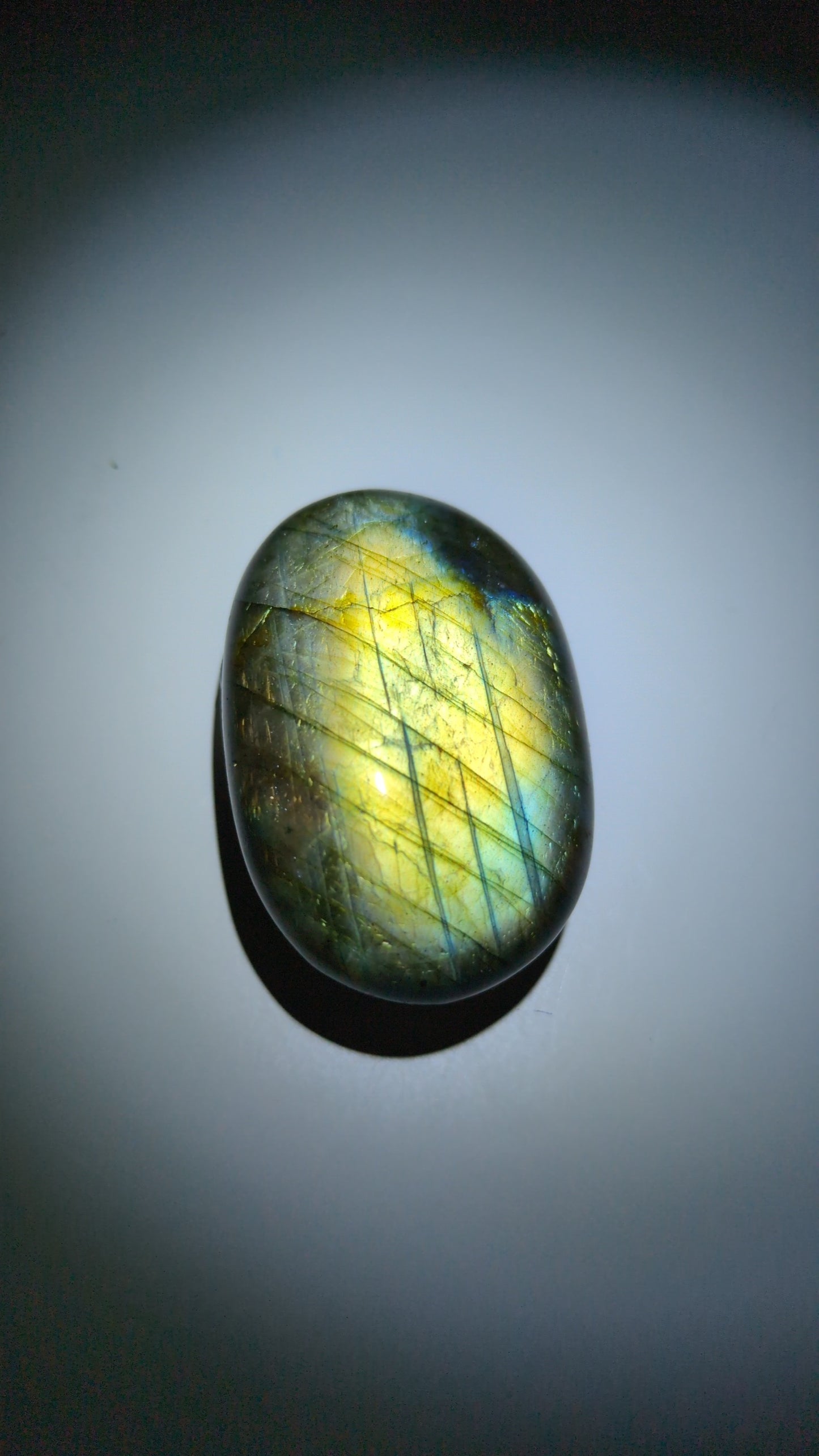 Labradorite palm ✨ B