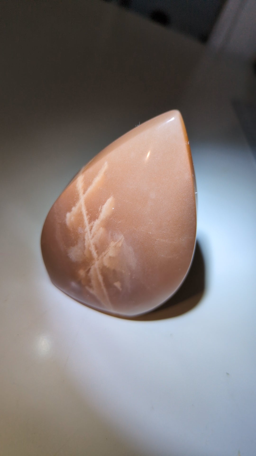 Peach moonstone teardrop ✨