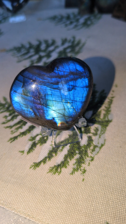 Labradorite heart ✨