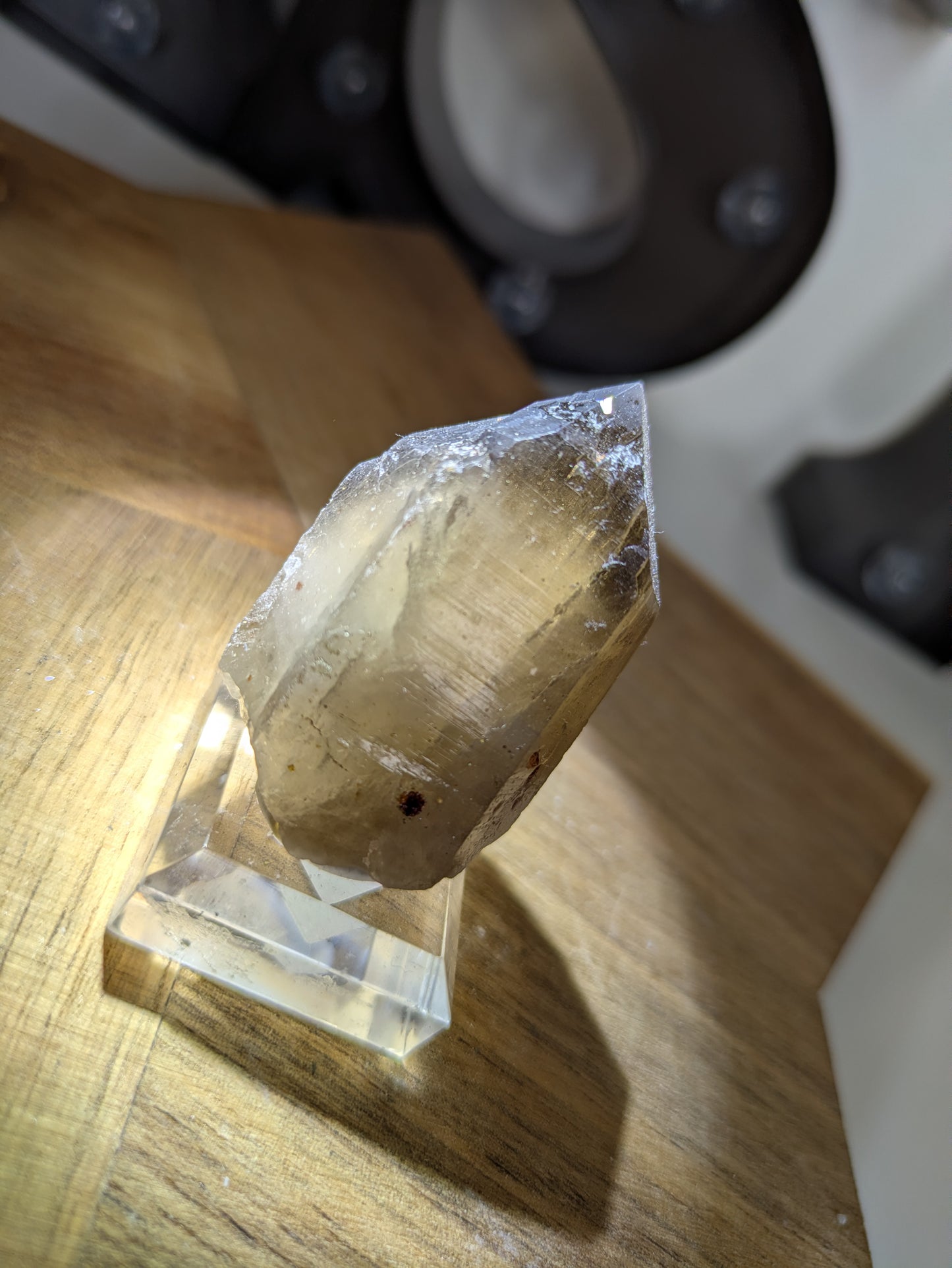 Raw smokey point with garnet ✨