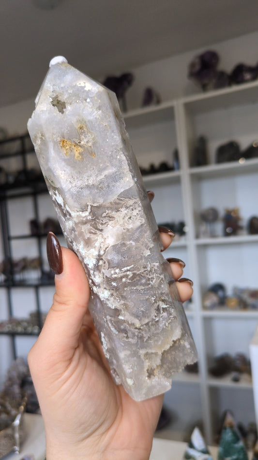 Moss agate with lots of quartz ✨