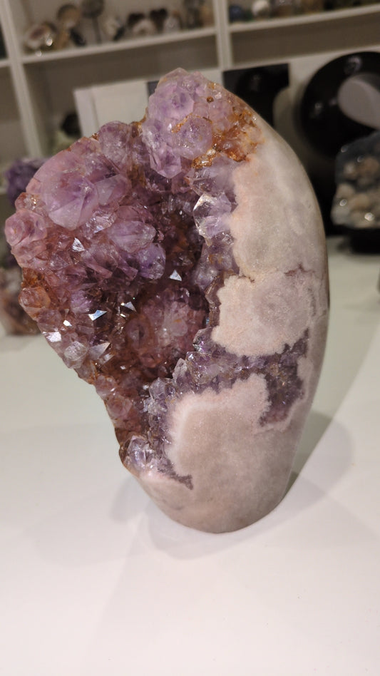 XL druzy Pink amethyst freeform ✨