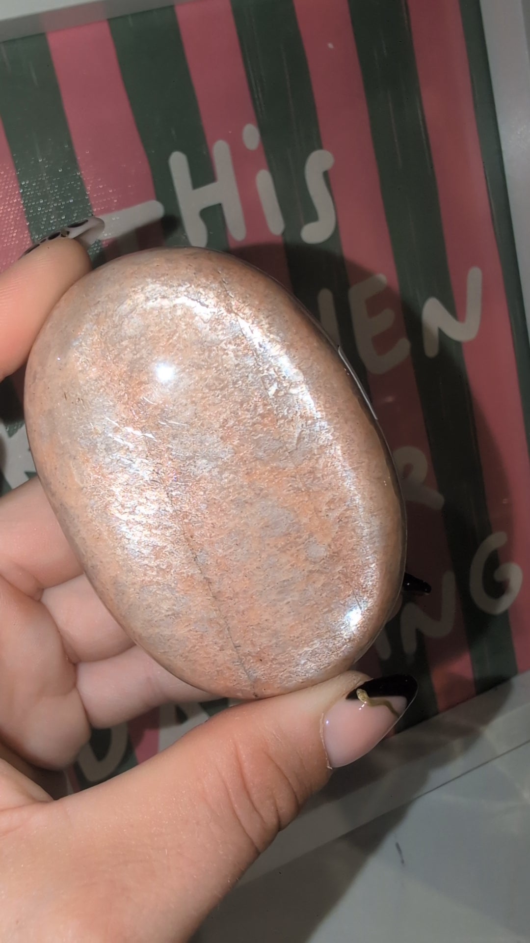 XL peach moonstone palm ✨