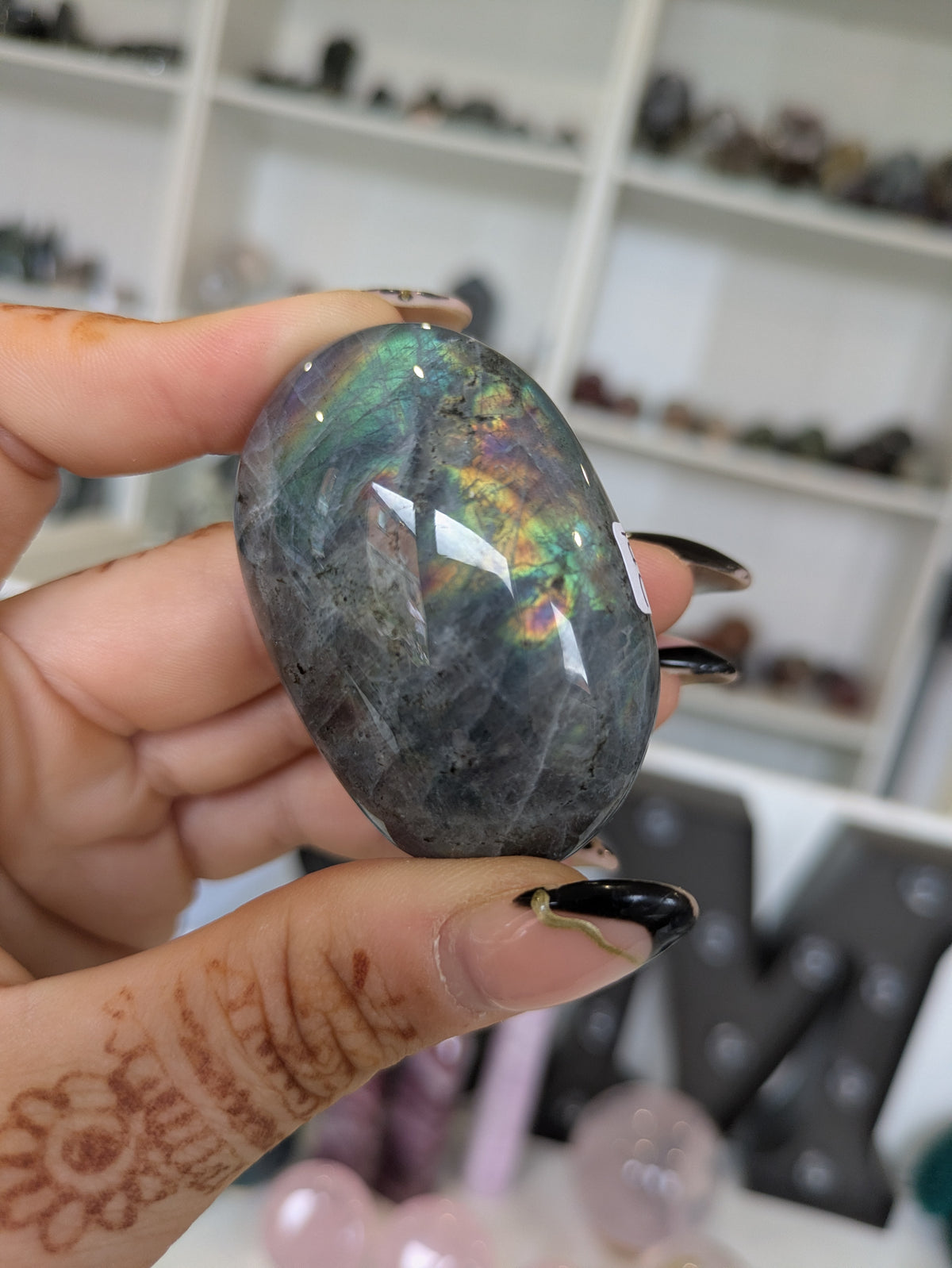 Labradorite palm ✨ C