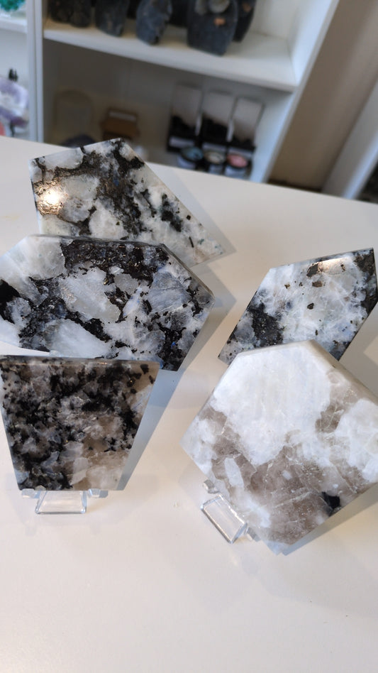 Rainbow moonstone slabs pic n mix ✨