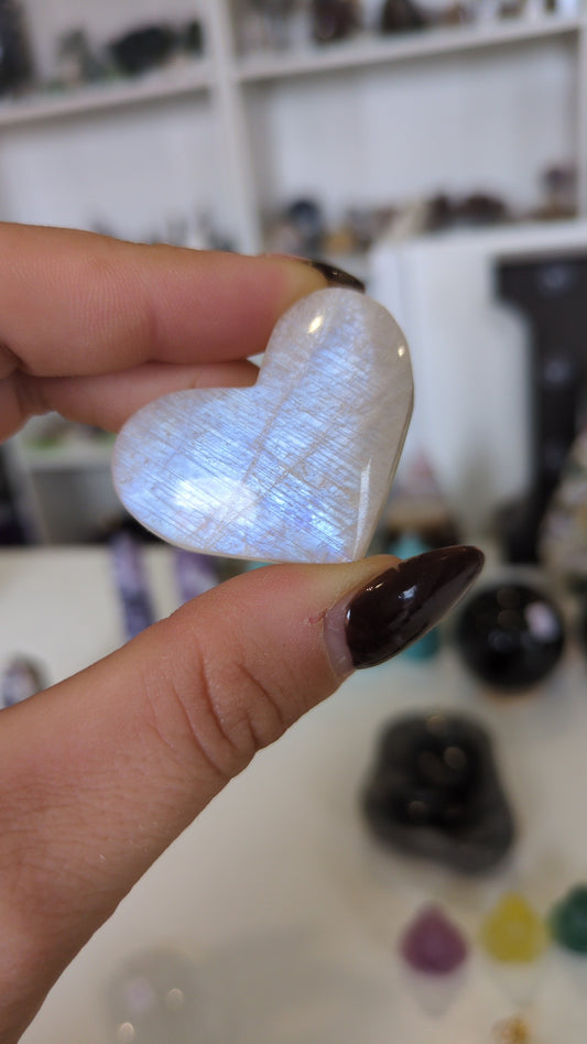 AAA grade moonstone heart ✨