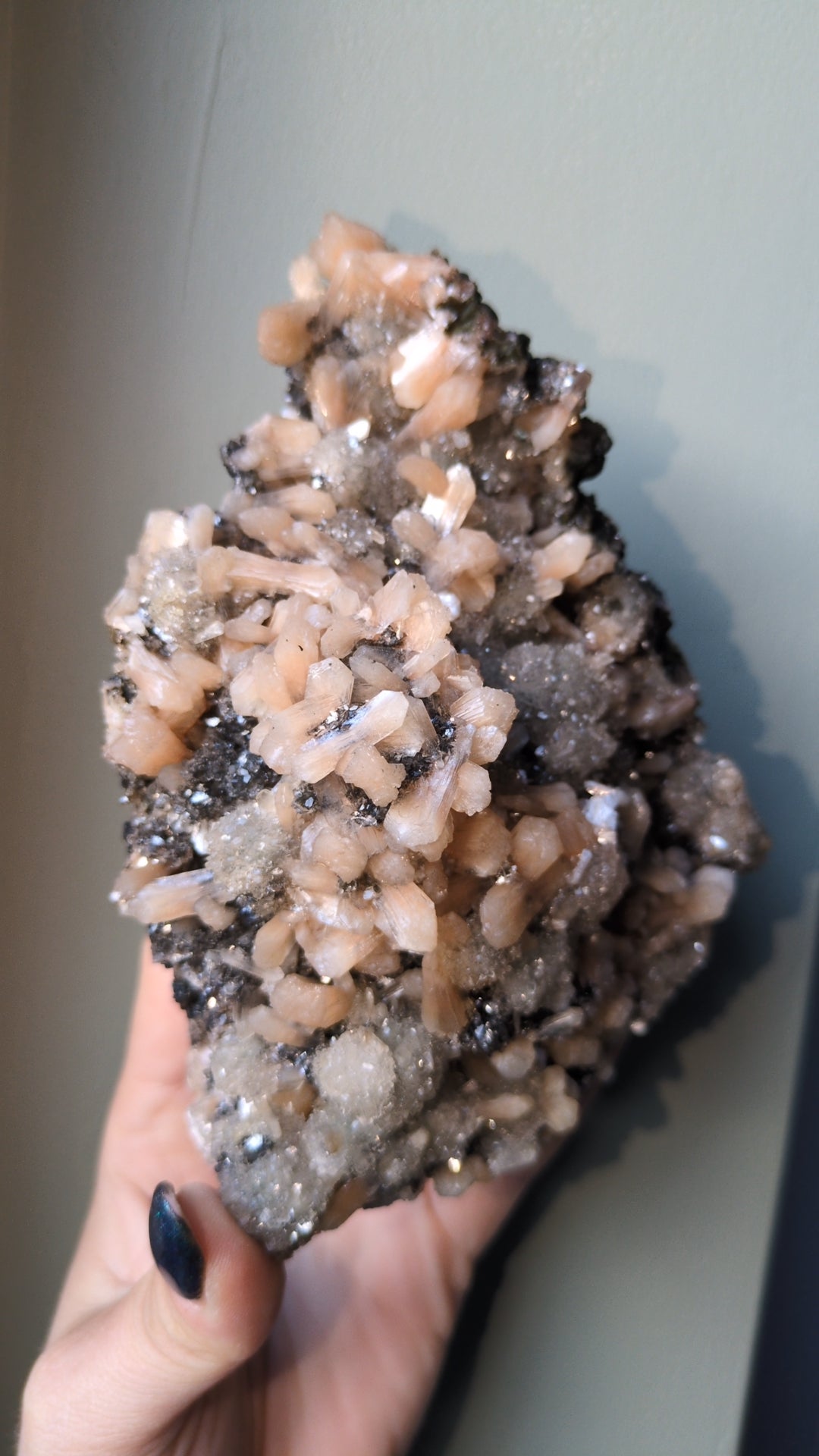 New Stilbite and Calcite specimen ✨ K