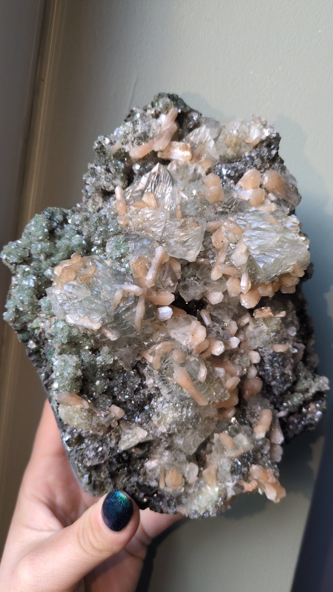 New Stilbite and Calcite specimen ✨ L
