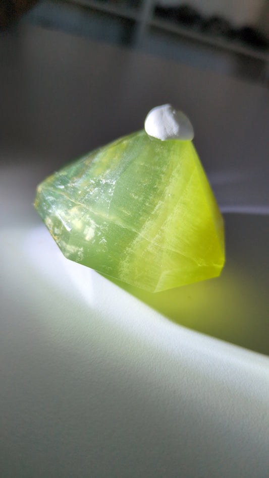 Lemon and lime flourite diamond B  💎