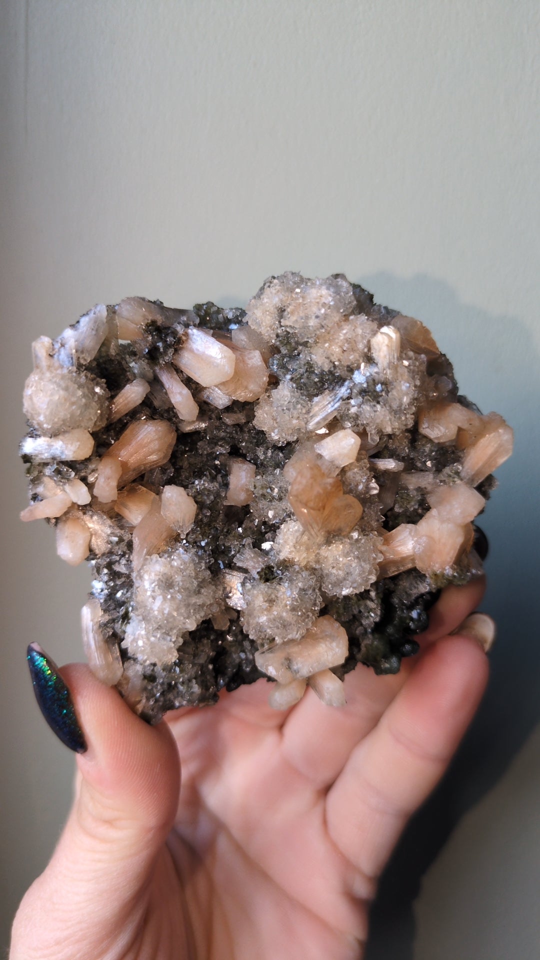 New Stilbite and Calcite specimen ✨ D