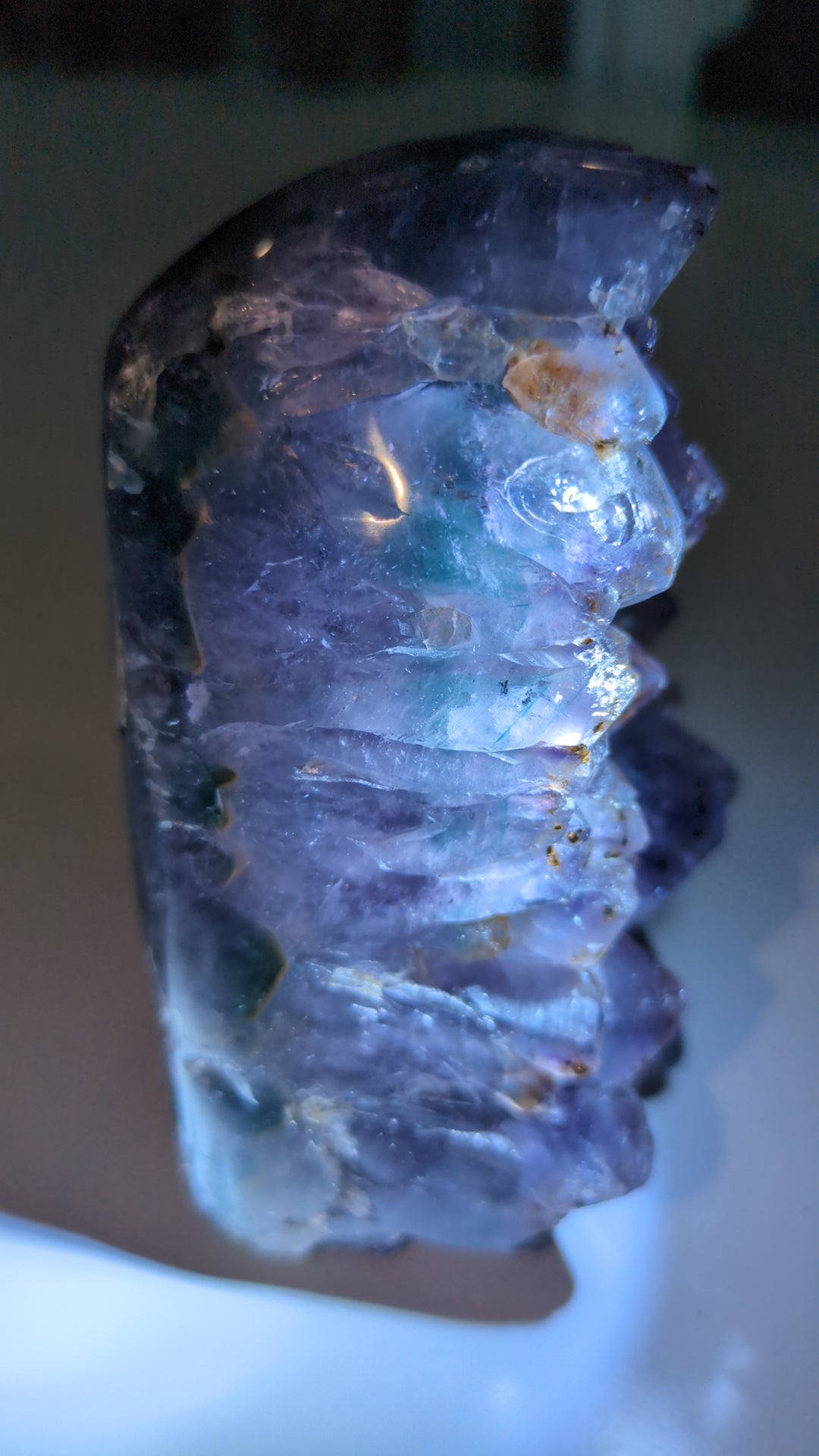 Amethyst cut base with green jasper ✨