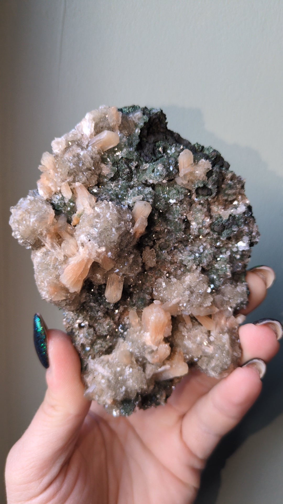 New Stilbite and Calcite specimen ✨ I