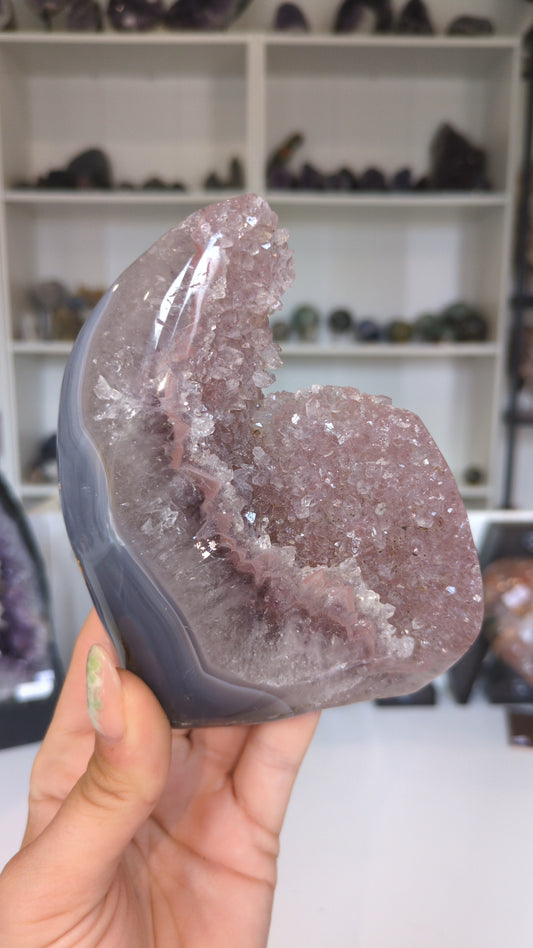 Pink Uruguay freeform ✨