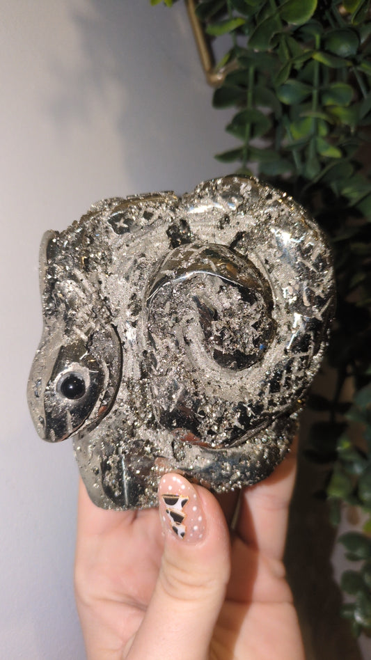 Hand carved pyrite  snake from Peru ✨