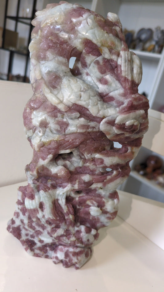 Hand carved Pink tourmaline Dragon sculpture ✨