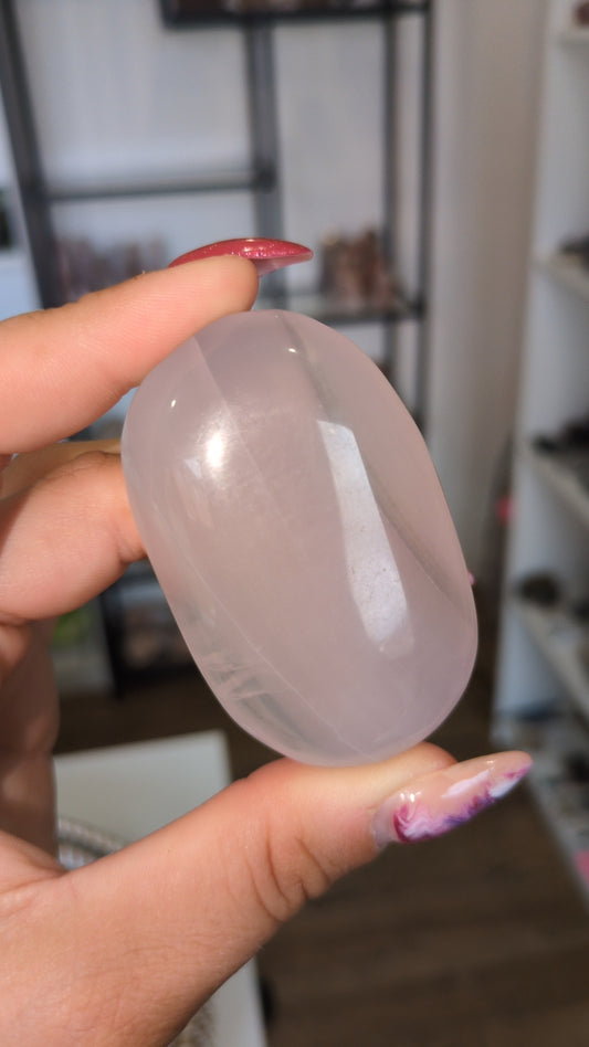 Lavender Flourite palm B ✨