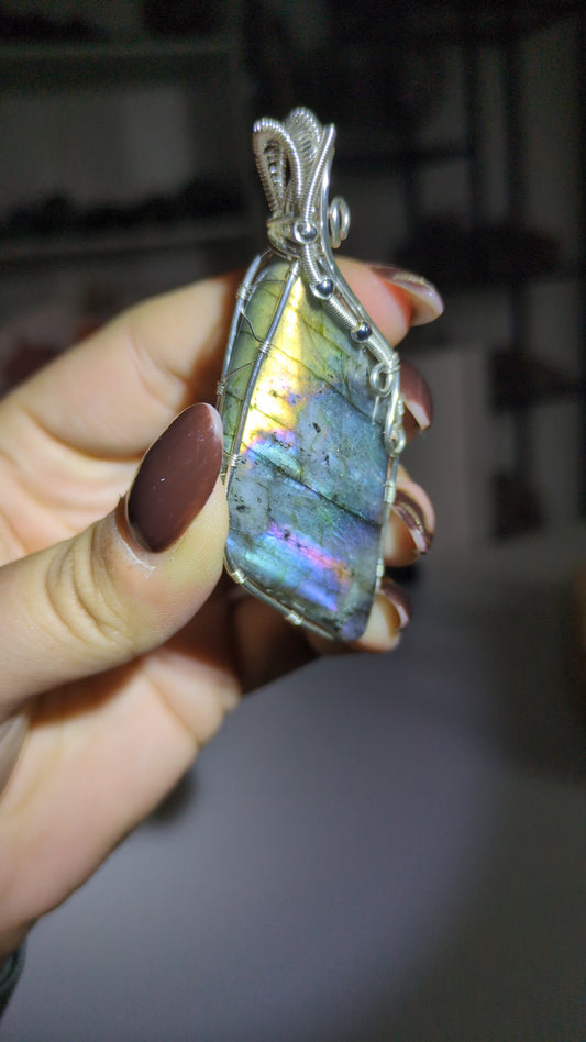 Labradorite pendant A ✨