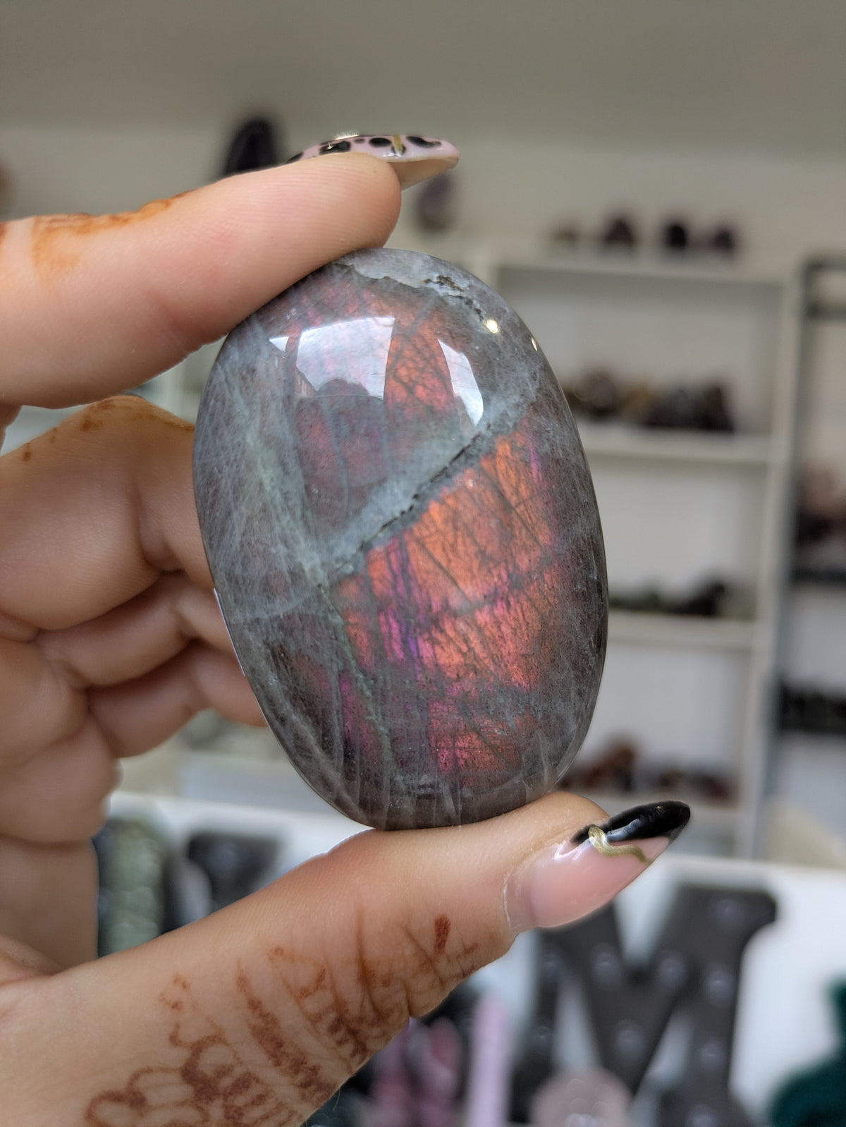 Labradorite palm ✨ F