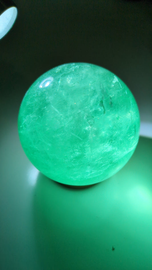 Baja blast green flourite sphere A ✨