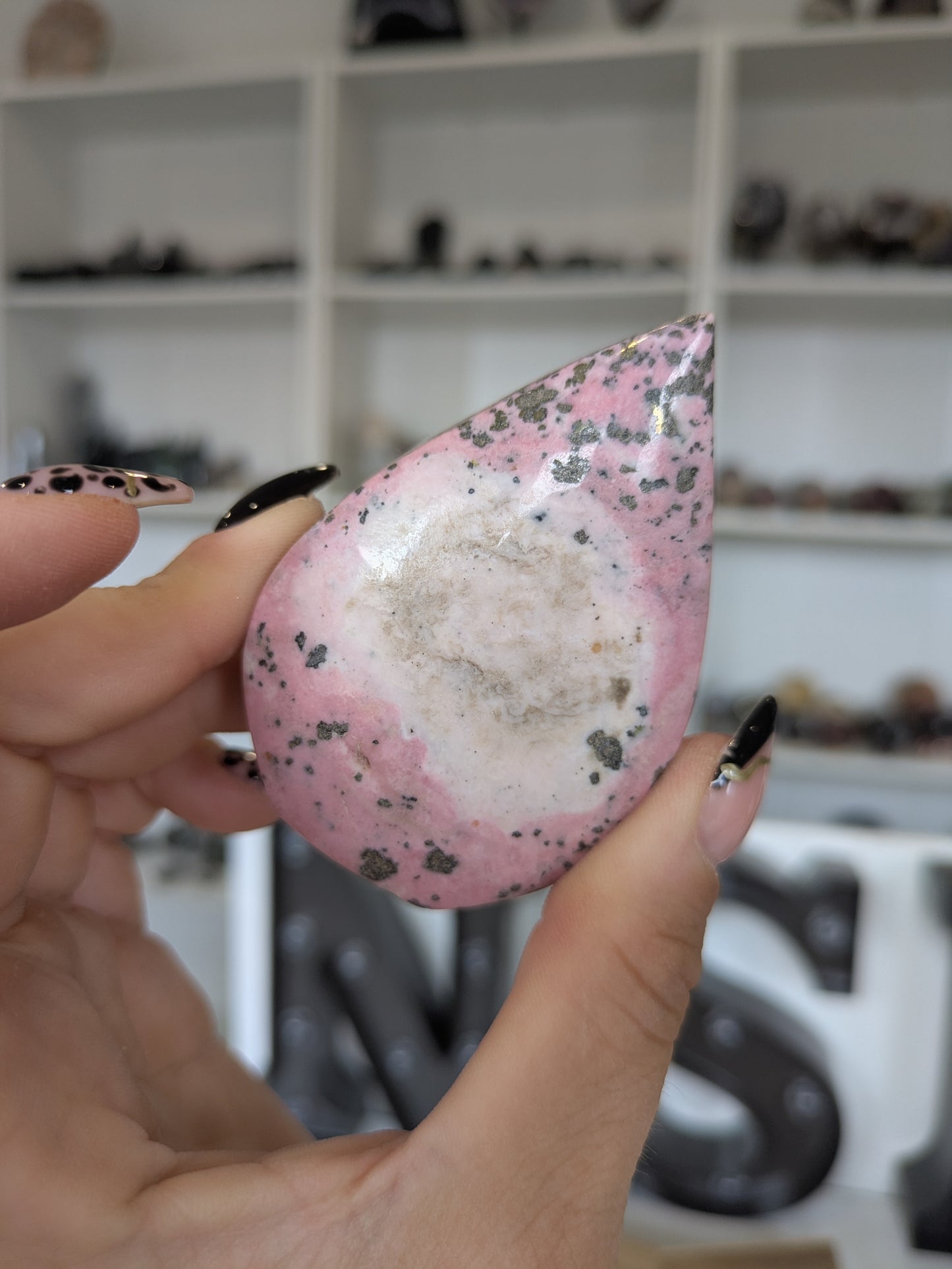 Peruvian rhodonite ✨A