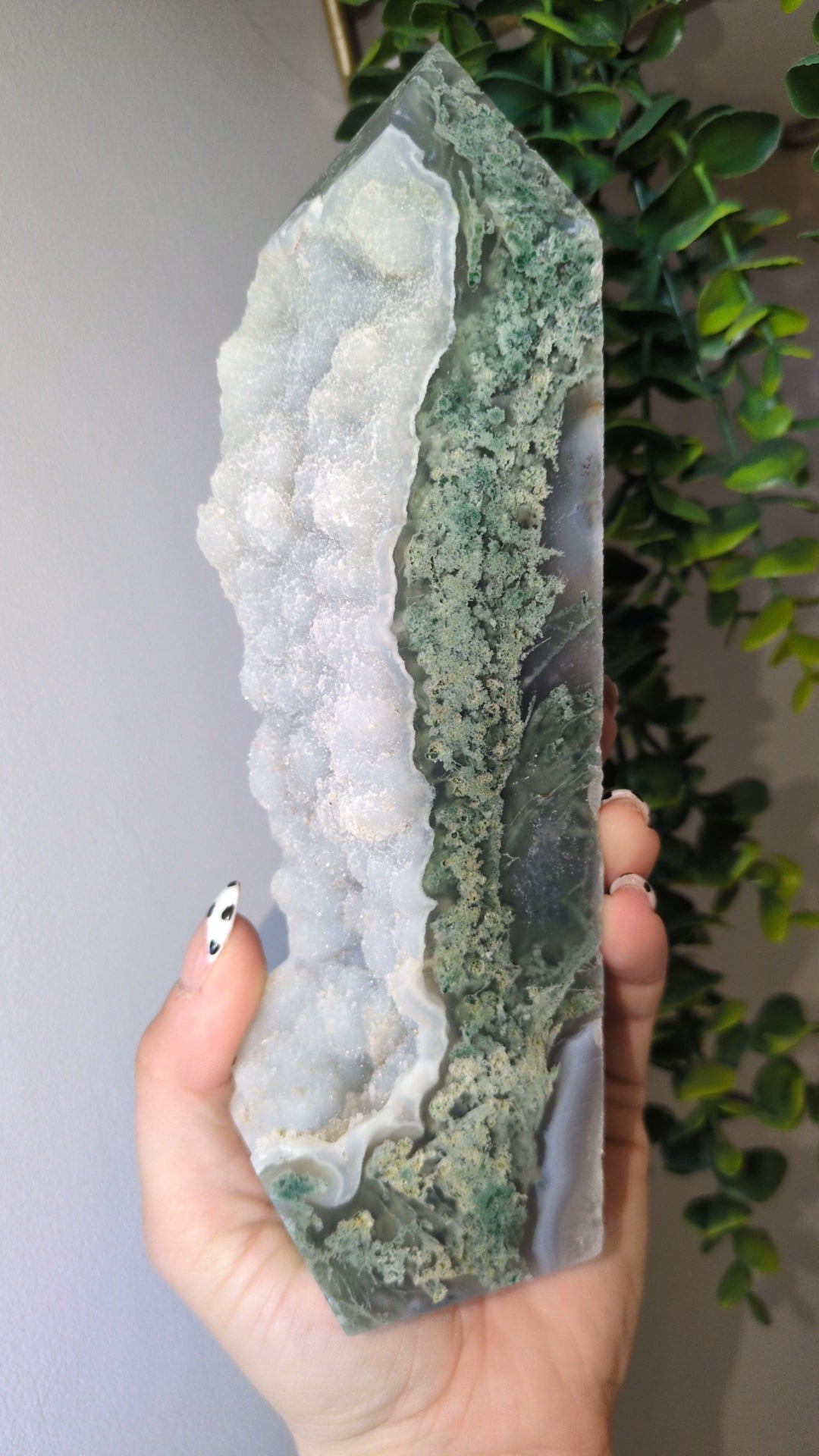 Druzy moss agate tower ✨
