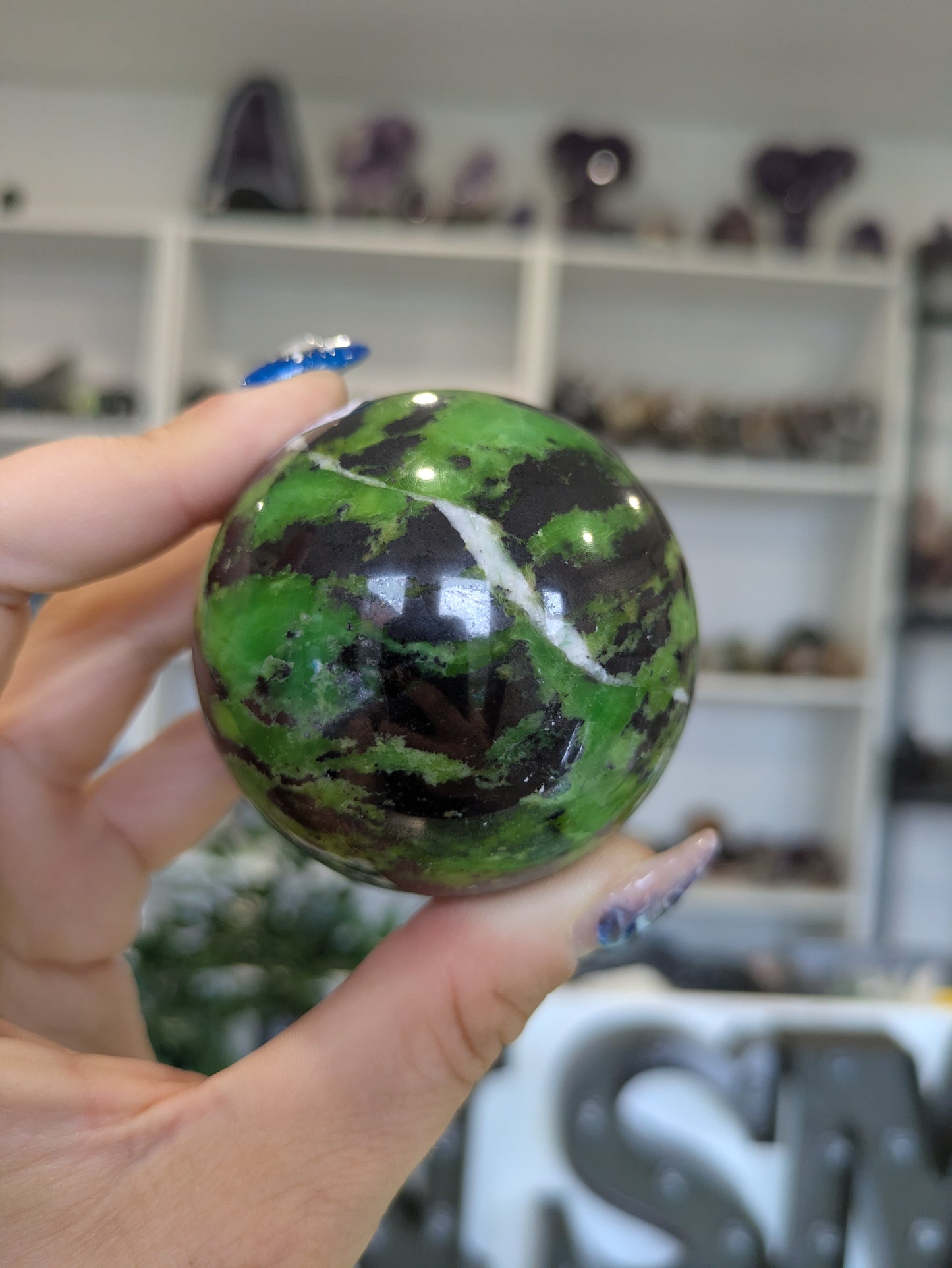 Green opal sphere ✨ B