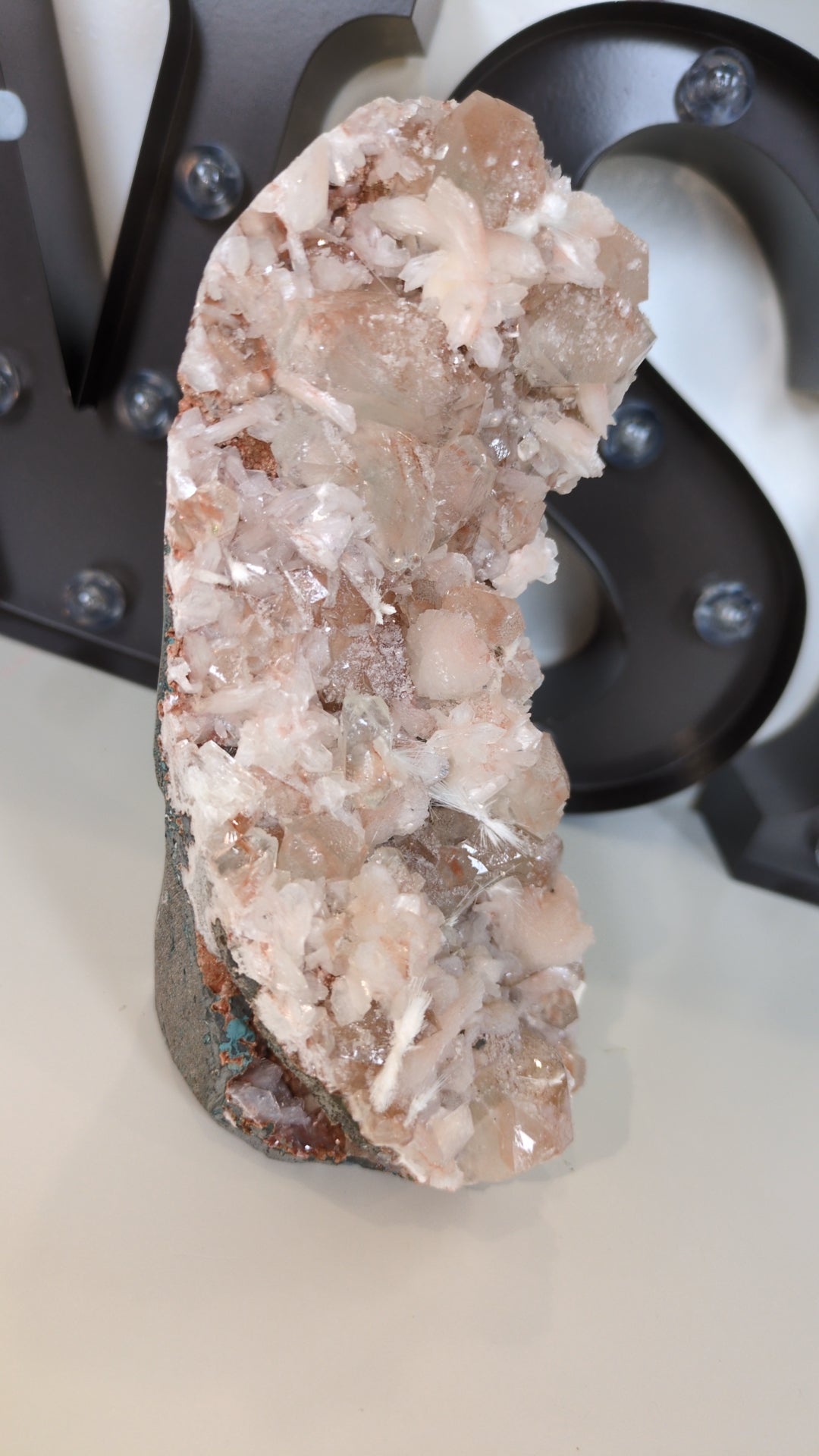 'Strawberry milkshake' Apophyllite ✨G